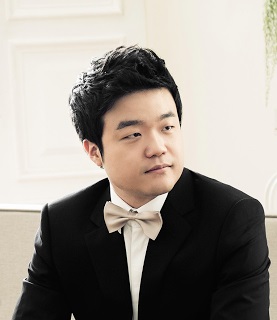 Jinwoo Choi